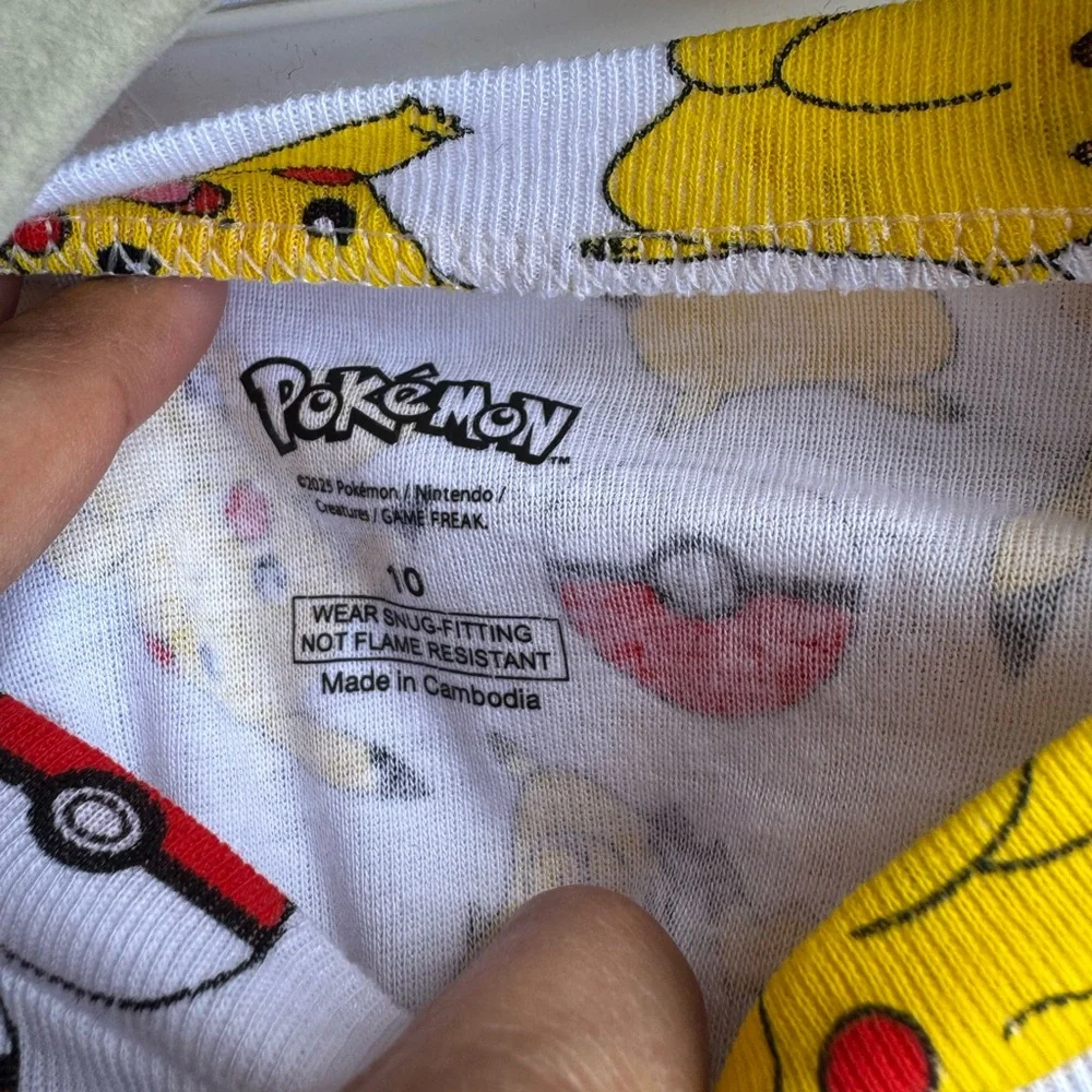 Pikachu  Pajama Set - pokeman - Picture 3 of 3
